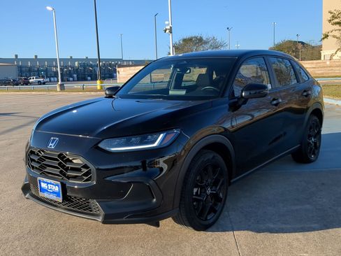 Certified 2025 Honda HR-V Sport image 8