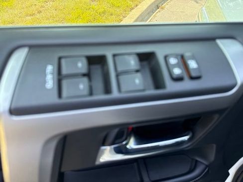 Used 2018 Toyota 4Runner Limited AWD/4WD image 44