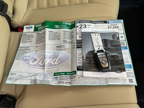 Certified 2022 Ford Edge SEL w/ Convenience Package AWD/4WD image 35