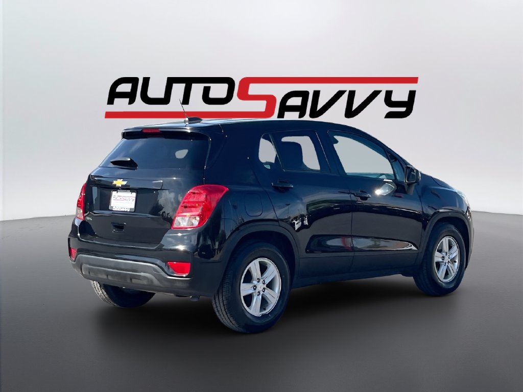 Used 2022 Chevrolet Trax LS w/ Tint and Cruise Package FWD image 7