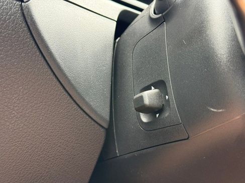 New 2025 Mercedes-Benz C 43 AMG 4MATIC image 19