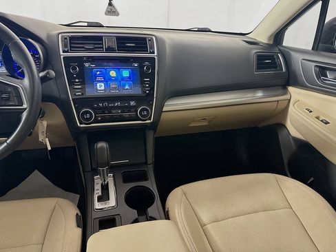 Used 2018 Subaru Legacy 2.5i Premium w/ Moonroof Package AWD/4WD image 29