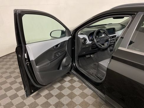 Used 2020 Hyundai Kona SEL Plus AWD/4WD image 19