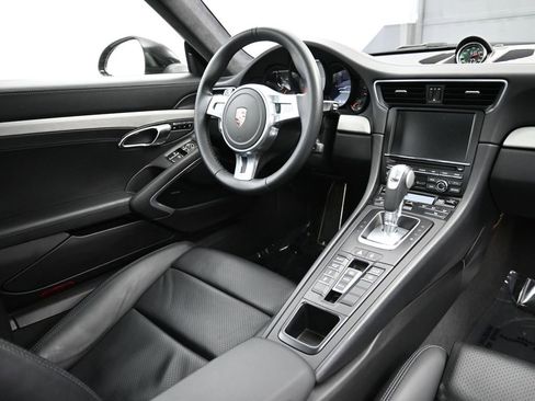 Used 2014 Porsche 911 Carrera 4S image 24