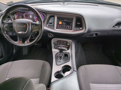 Used 2022 Dodge Challenger GT AWD/4WD image 14