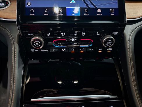 Used 2022 Jeep Grand Cherokee Summit image 14