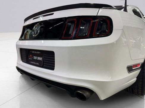 Used 2013 Ford Mustang Boss 302 w/ Boss 302 Accessory Pkg RWD image 25
