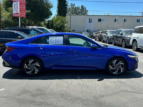 Used 2024 Hyundai Elantra Limited FWD image 9