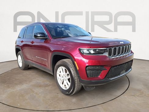 Certified 2024 Jeep Grand Cherokee Laredo X image 6