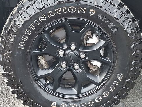 Used 2021 Jeep Wrangler Sport image 8