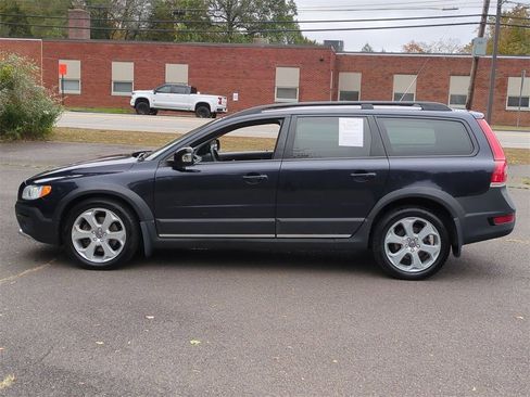Used 2016 Volvo XC70 T5 Premier w/ Proximity Package image 7