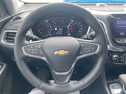 Used 2023 Chevrolet Equinox Premier AWD/4WD image 9