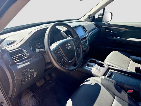 Used 2023 Honda Ridgeline RTL-E image 9