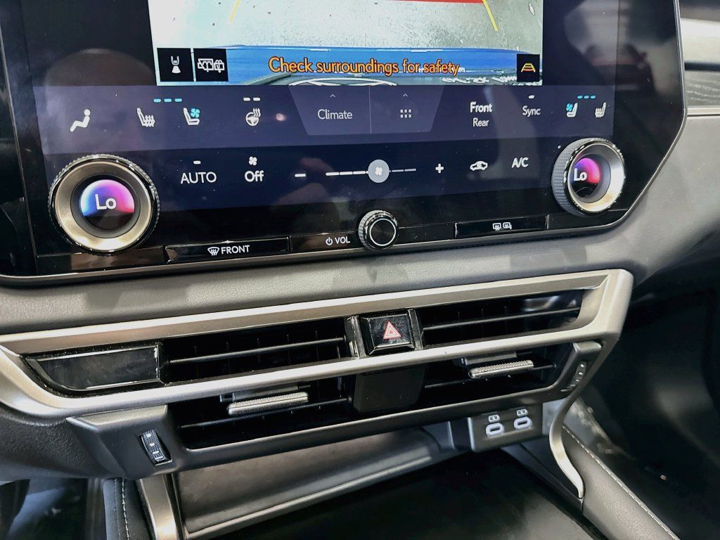Used 2025 Lexus RX 350h AWD/4WD image 18