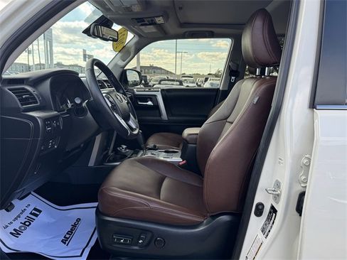 Used 2023 Toyota 4Runner Limited image 21