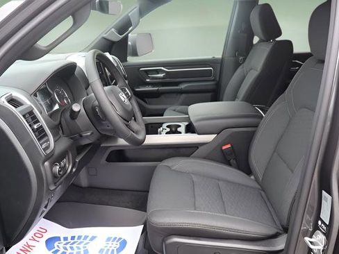 New 2026 RAM 1500 4x4 Crew Cab image 15