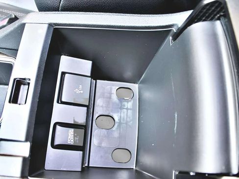 Used 2017 Honda Accord EX-L image 27