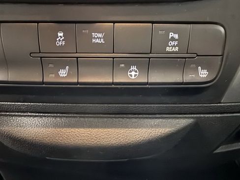 Used 2022 RAM 1500 Classic SLT w/ Electronics Convenience Group image 21