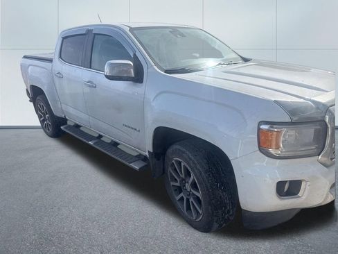 Used 2017 GMC Canyon Denali image 12