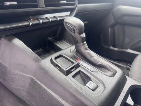 Used 2023 Chevrolet Colorado W/T image 28