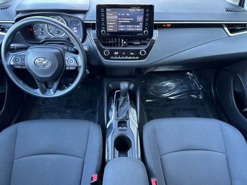 Certified 2022 Toyota Corolla LE image 17
