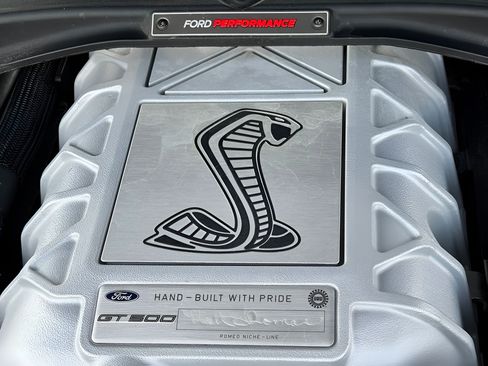Used 2020 Ford Mustang Shelby GT500 w/ Carbon Fiber Track Pack RWD image 22