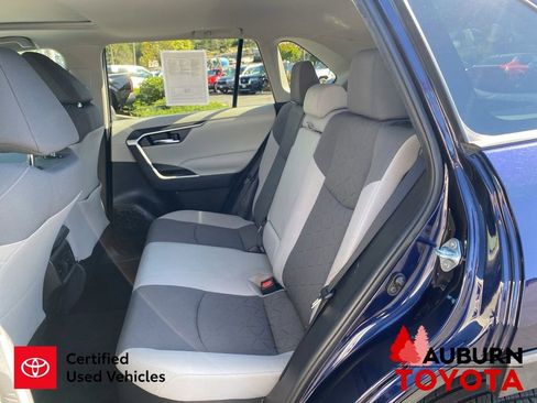 Used 2021 Toyota RAV4 XLE w/ Convenience Package AWD/4WD image 25