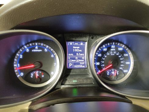 Used 2014 Hyundai Santa Fe Sport w/ Popular Equipment Package 02 FWD image 23