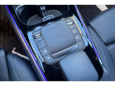 Used 2021 Mercedes-Benz GLA 250 image 31