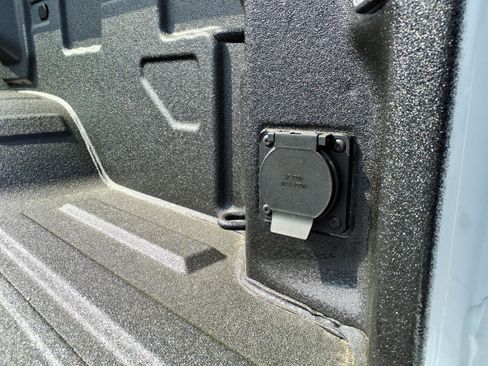 New 2026 GMC Sierra 2500 Pro w/ Convenience Package image 5