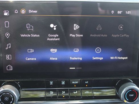 Used 2024 Chevrolet Colorado Trail Boss w/ Technology Package AWD/4WD image 17