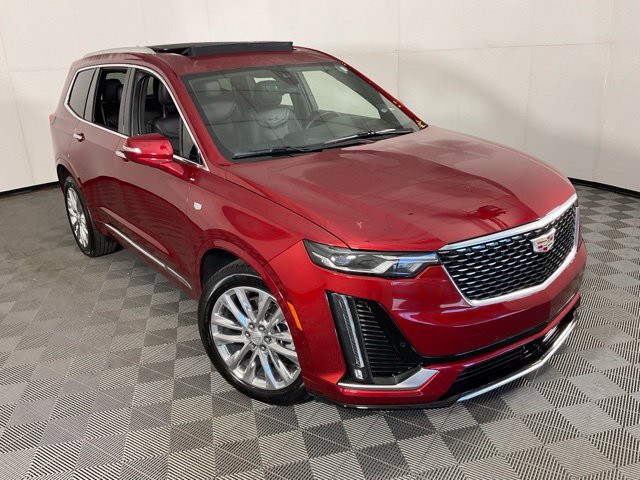 Used 2025 Cadillac XT6 Premium Luxury w/ Technology Package AWD/4WD image 40