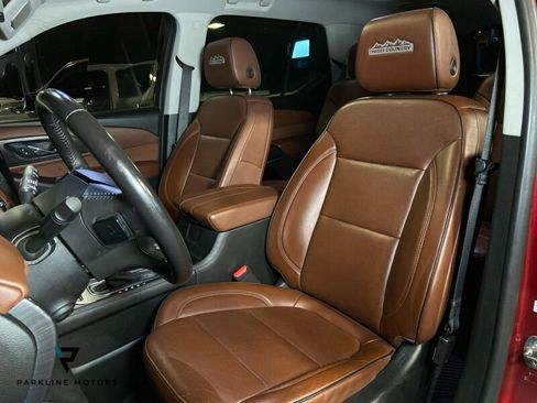 Used 2019 Chevrolet Traverse High Country image 35