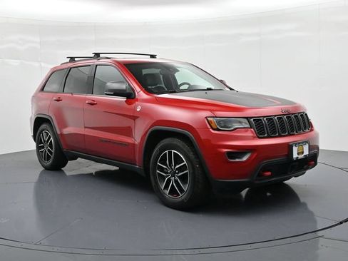 Used 2021 Jeep Grand Cherokee Trailhawk w/ Premium Lighting Group AWD/4WD image 4