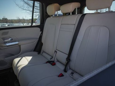 Certified 2026 Mercedes-Benz GLB 250 4MATIC image 26