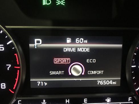 Used 2022 Kia Sorento S FWD image 23