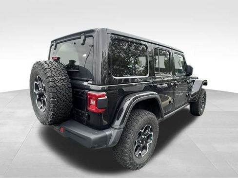 Used 2023 Jeep Wrangler Unlimited Rubicon 4xe w/ Steel Bumper Group AWD/4WD image 7