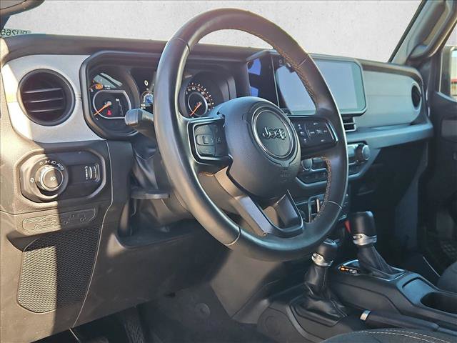 Used 2024 Jeep Wrangler Unlimited Sport AWD/4WD image 10