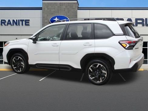 Used 2025 Subaru Forester Limited AWD/4WD image 8