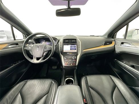 Used 2019 Lincoln MKC Select w/ Select Plus Package image 10