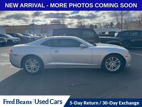 Used 2015 Chevrolet Camaro LT image 2