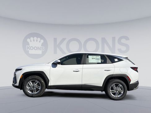 New 2026 Hyundai Tucson SE image 2