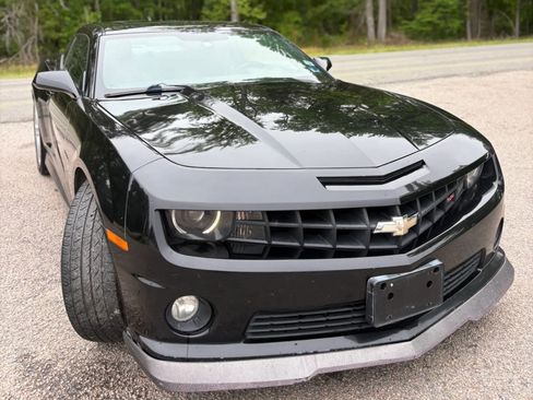 Used 2013 Chevrolet Camaro SS RWD image 10