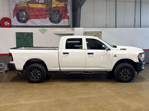 Used 2019 RAM 2500 Tradesman AWD/4WD image 3