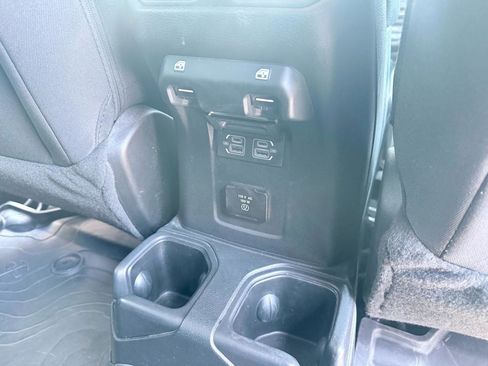 Used 2023 Jeep Wrangler Unlimited Sport w/ Sun And Sound Package AWD/4WD image 21