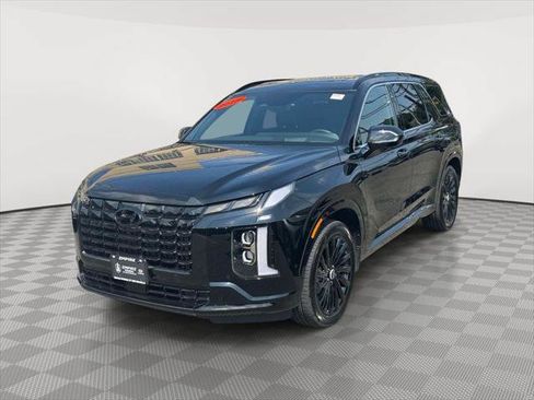 Used 2025 Hyundai Palisade Calligraphy AWD/4WD image 3
