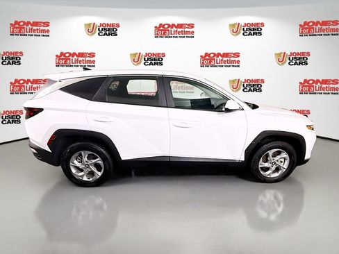 Used 2024 Hyundai Tucson SE image 16