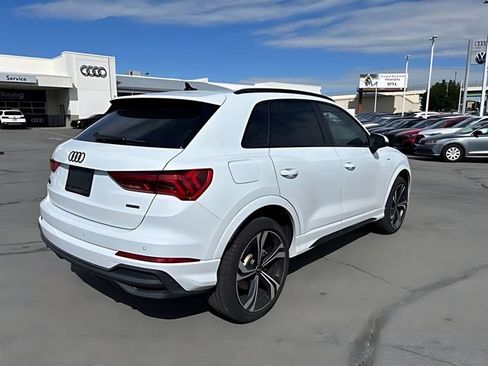 Used 2023 Audi Q3 2.0T Premium Plus w/ Premium Plus Package AWD/4WD image 3