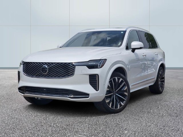 Certified 2025 Volvo XC90 B5 Ultra AWD/4WD image 1
