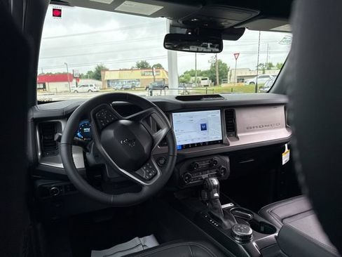 New 2026 Ford Bronco Outer Banks AWD/4WD image 21
